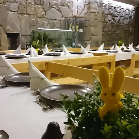 Skorusyna Oda ve Kahvaltı