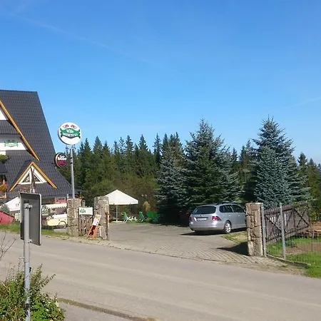 Skorusyna Bed & Breakfast *