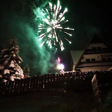 Skorusyna Bed & Breakfast *