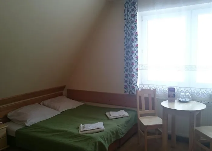 לינה וארוחת בוקר Skorusyna